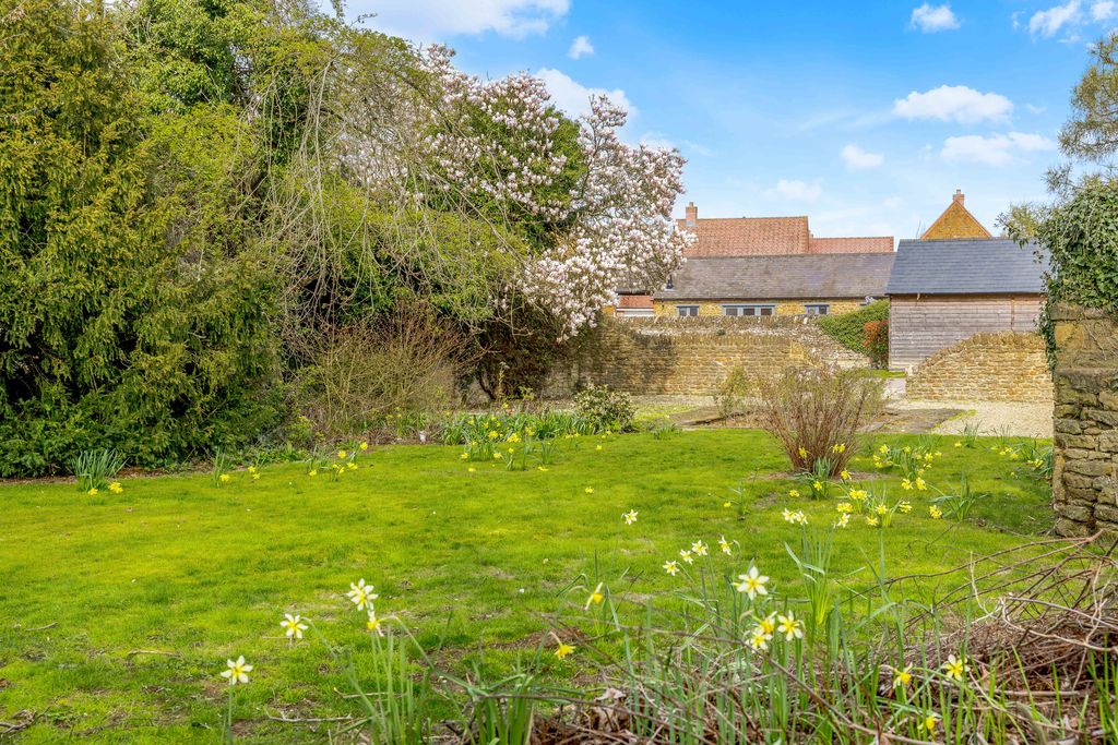 Meadow Drive Middleton Cheney